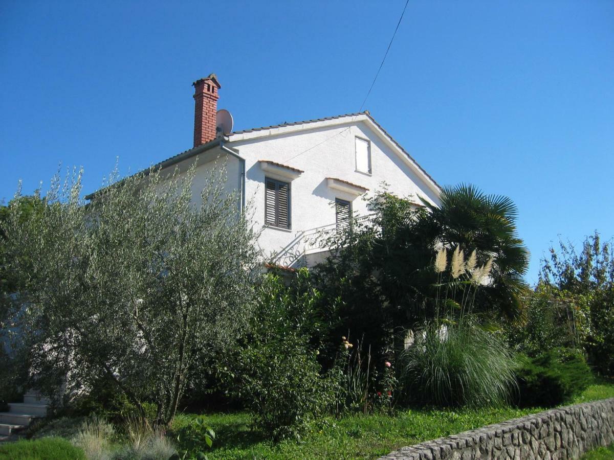 Apartments Cerovic Malinska Extérieur photo