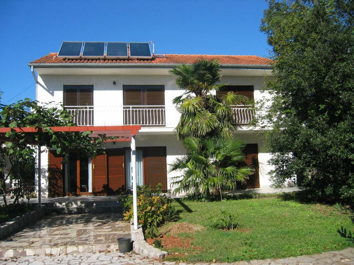 Apartments Cerovic Malinska Extérieur photo